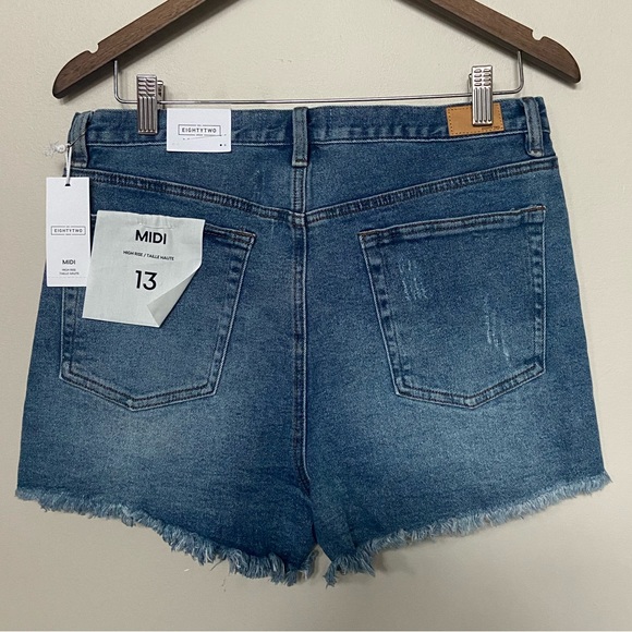 🔸 Ardene 🔸 distressed denim shorts - Picture 2 of 6